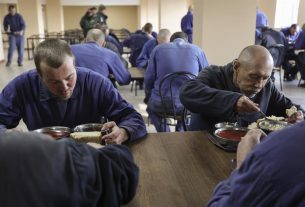 Prisioneros de guerra rusos en un centro de detención en la región ucraniana de Leópolis. EFE/EPA/Yakiv Liashenko