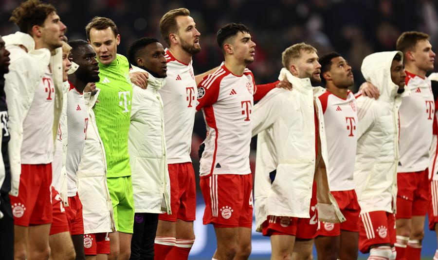 Jugadores del Bayern Múnich que disputaron el pasado miércoles el partido de Liga de Campeones en el Allianz Arena. EFE/EPA/ANNA SZILAGYI