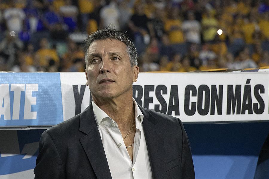 Foto de archivo del entrenador de Tigres, Robert Dante Siboldi. EFE/Antonio Ojeda