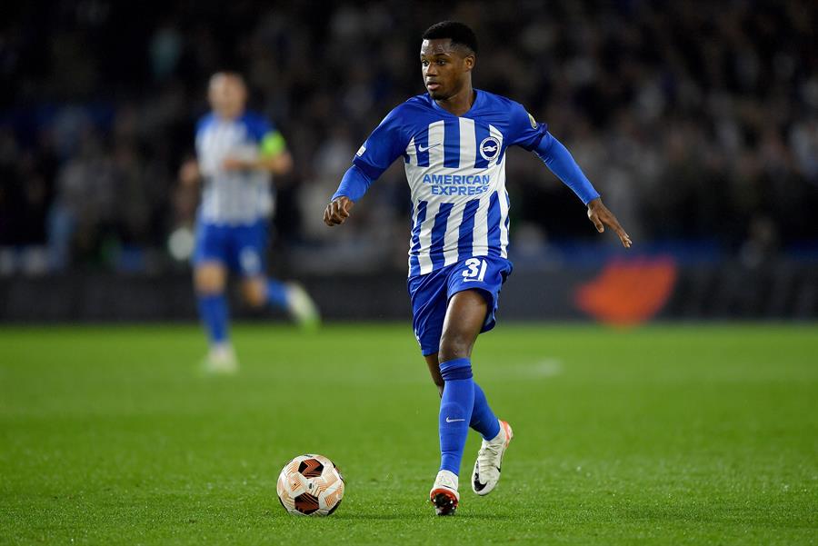 El internacional español Ansu Fati, en una foto de archivo con el Brighton & Hove Albion. EFE/EPA/VINCE MIGNOTT