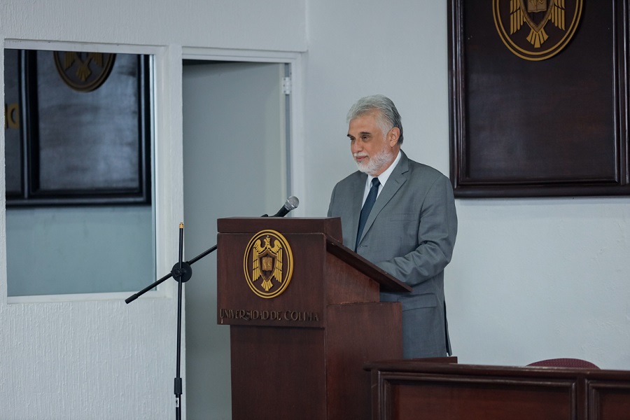 Emilio Prieto Díaz Chávez, director de la Facultad de Medicina.