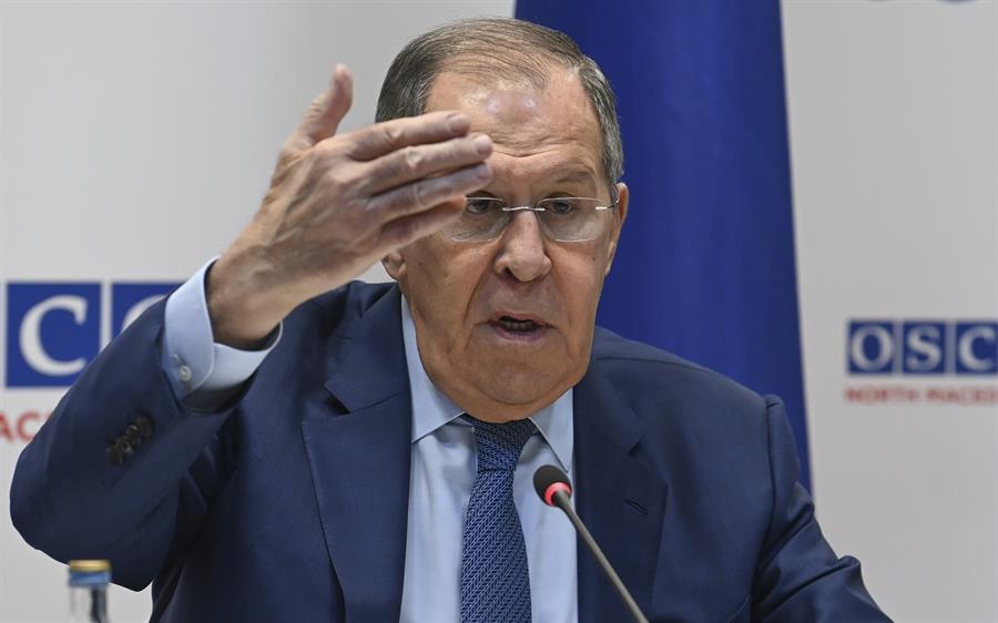 El ministro ruso de Exteriores, Seguéi Lavrov, hoy Skopje. EFE/EPA/GEORGI LICOVSKI