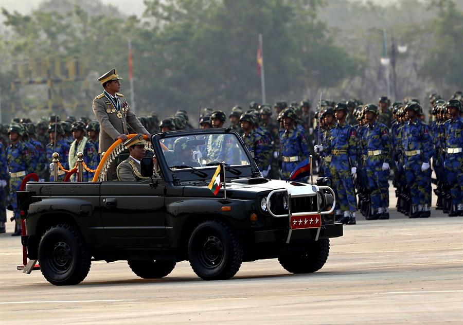 Foto de archivo del jefe de la junta militar birmana, Min Aung Hlaing. EFE/Nyein Chan Naing