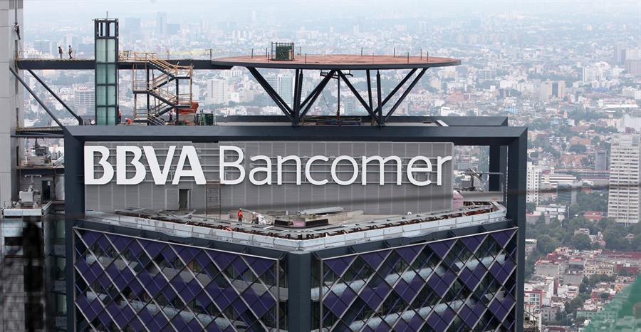 Fotografía de archivo del edificio BBVA Bancomer en Ciudad de México (México). EFE/Jorge Núñez