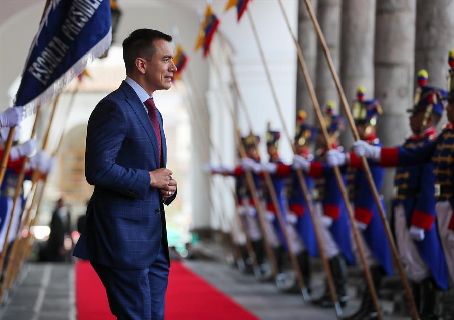 Fotografía de archivo en la que se registró al presidente de Ecuador, Daniel Noboa, en el Palacio de Gobierno, en Quito (Ecuador). EFE/José Jácome