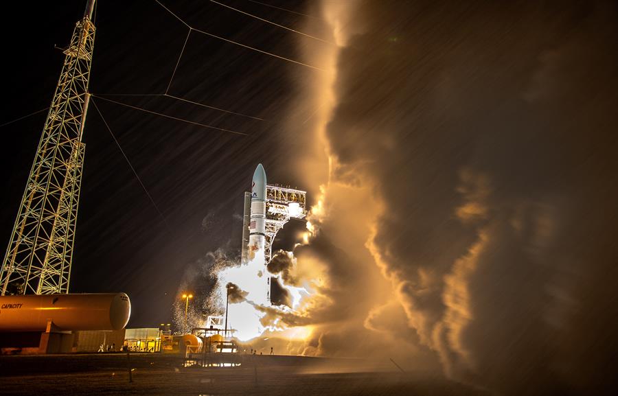 El cohete Vulcan Centaur de United Launch Alliance, parte de la Misión Peregrine One de Astrobotic, en una fotografía de archivo. EFE/EPA/Cristóbal Herrera Ulashkevich