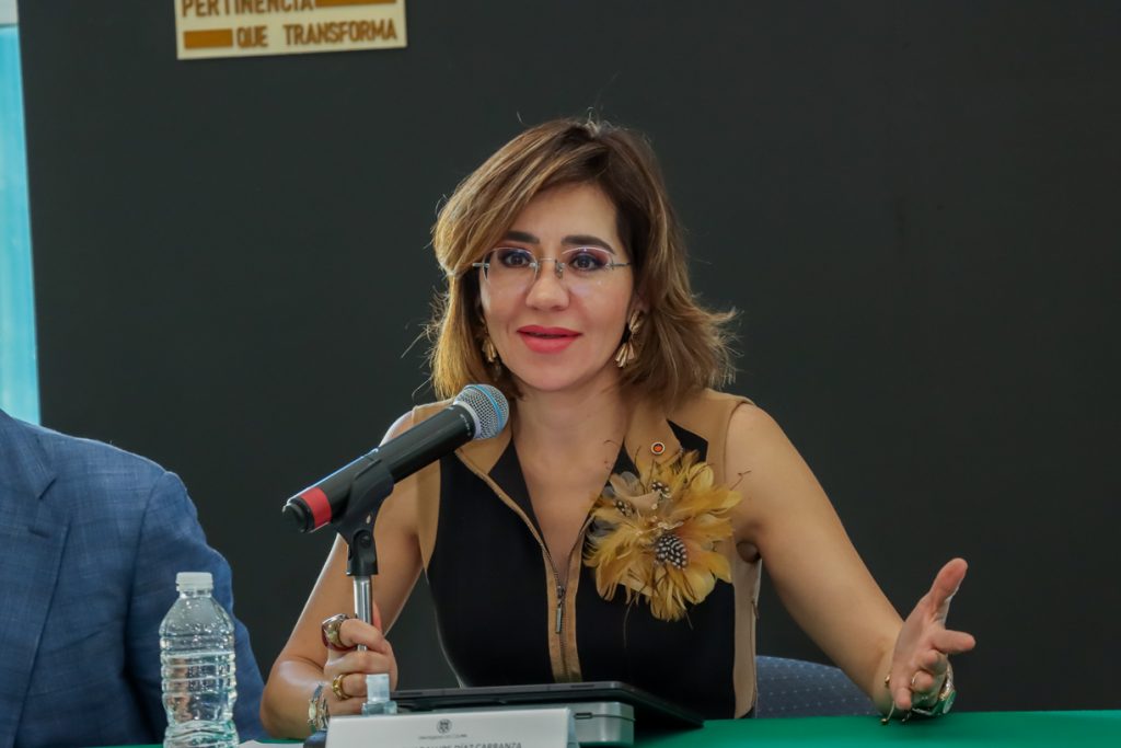 Guadalupe Díaz Carranza, del Colegio Nacional.