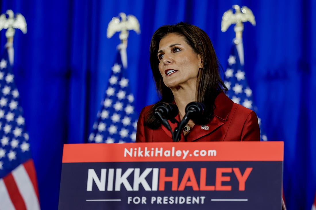 La aspirante a la nominación para la candidatura presidencial republicana Nikki Haley, durante un acto de campaña en Charleston, Carolina del Sur, el 24 de febrero de 2024. EFE/ Erik S. Lesser