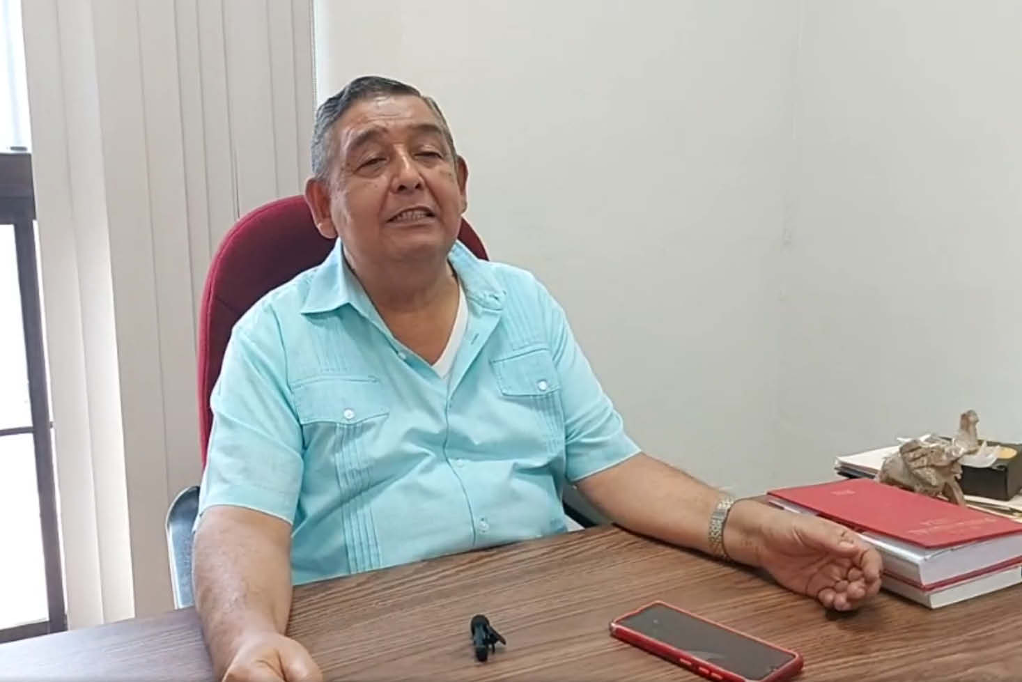 El vicario de la Diócesis de Colima, Javier Armando Espinoza.