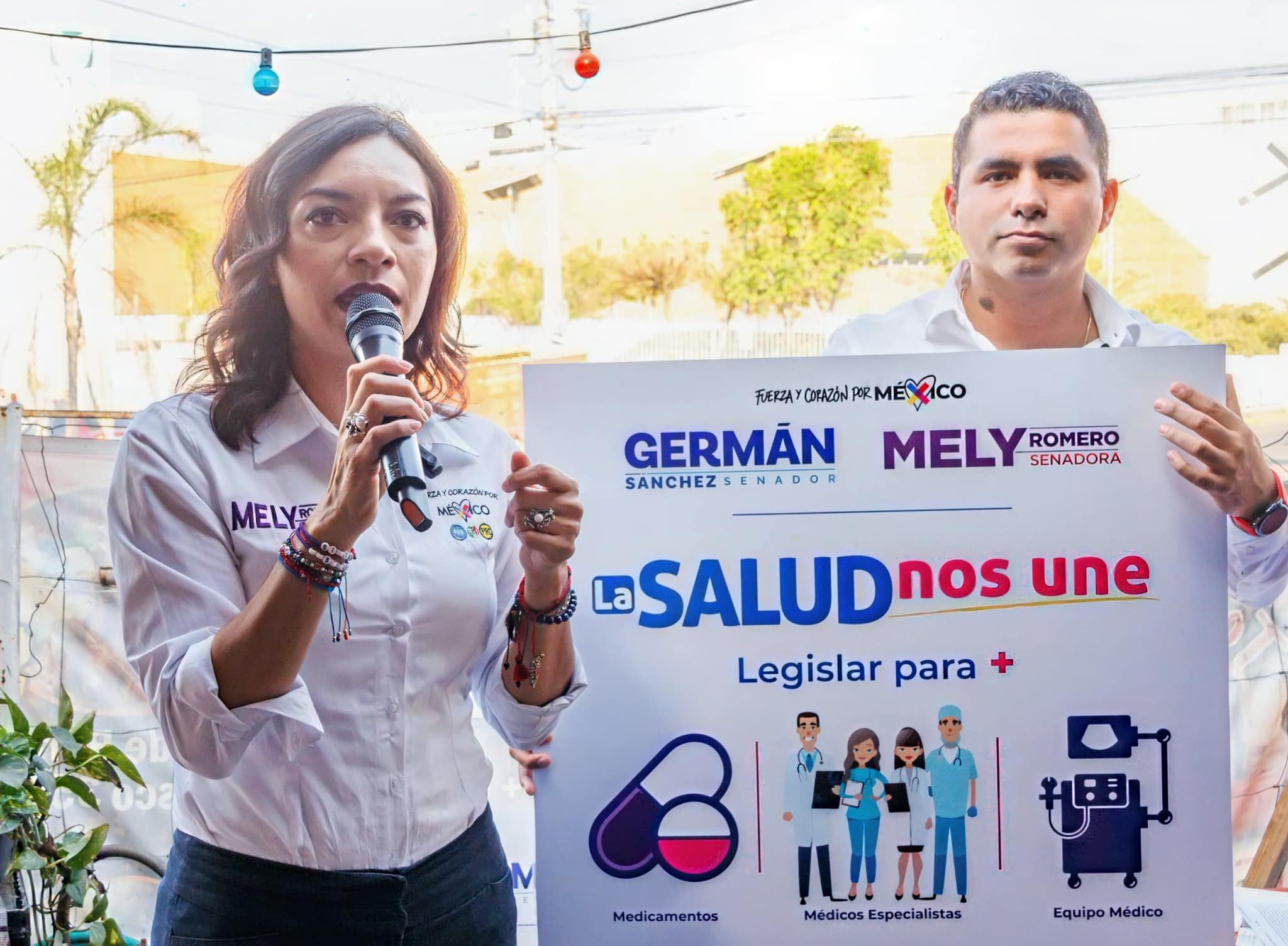 Mely Romero Celis y Germán Sánchez Álvarez, candidatos de la coalición “Fuerza y Corazón por México”.