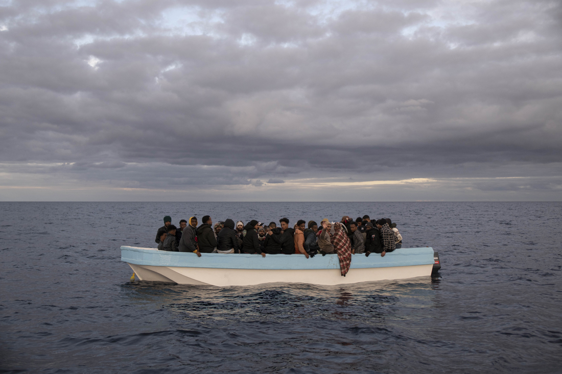 Foto Archivo. Embarcación rescatada en el Mediterráneo. EFE/ Brais Lorenzo.