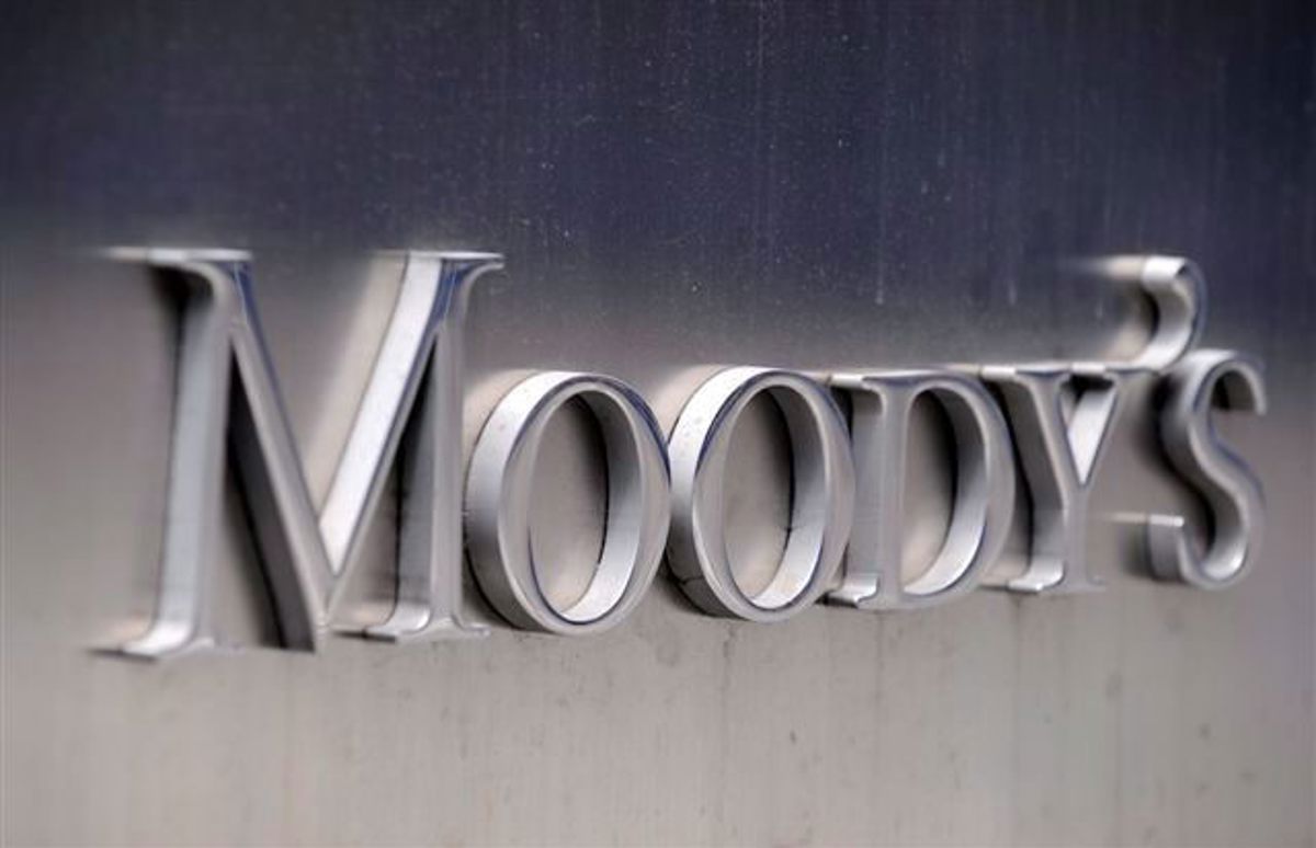 Fotografía de archivo del logo de la agencia de calificación Moody's en la fachada de su sede en Nueva York (EUA). EFE/ANDREW GOMBERT