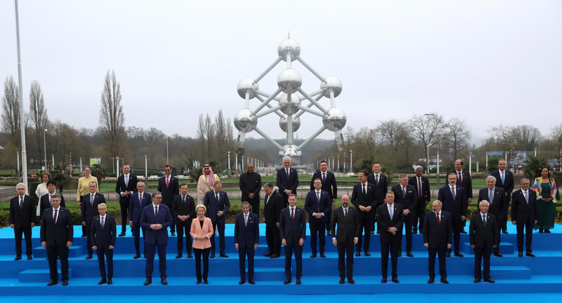 Participantes en la primera Cumbre de la Energía Nuclear, en Bruselas. EFE/EPA/OLIVIER HOSLET