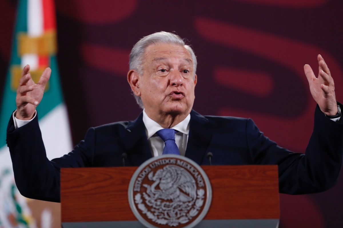 El Presidente de México, Andrés Manuel López Obrador, habla durante una rueda de prensa en Palacio Nacional de Ciudad de México (México). EFE/ Sáshenka Gutiérrez