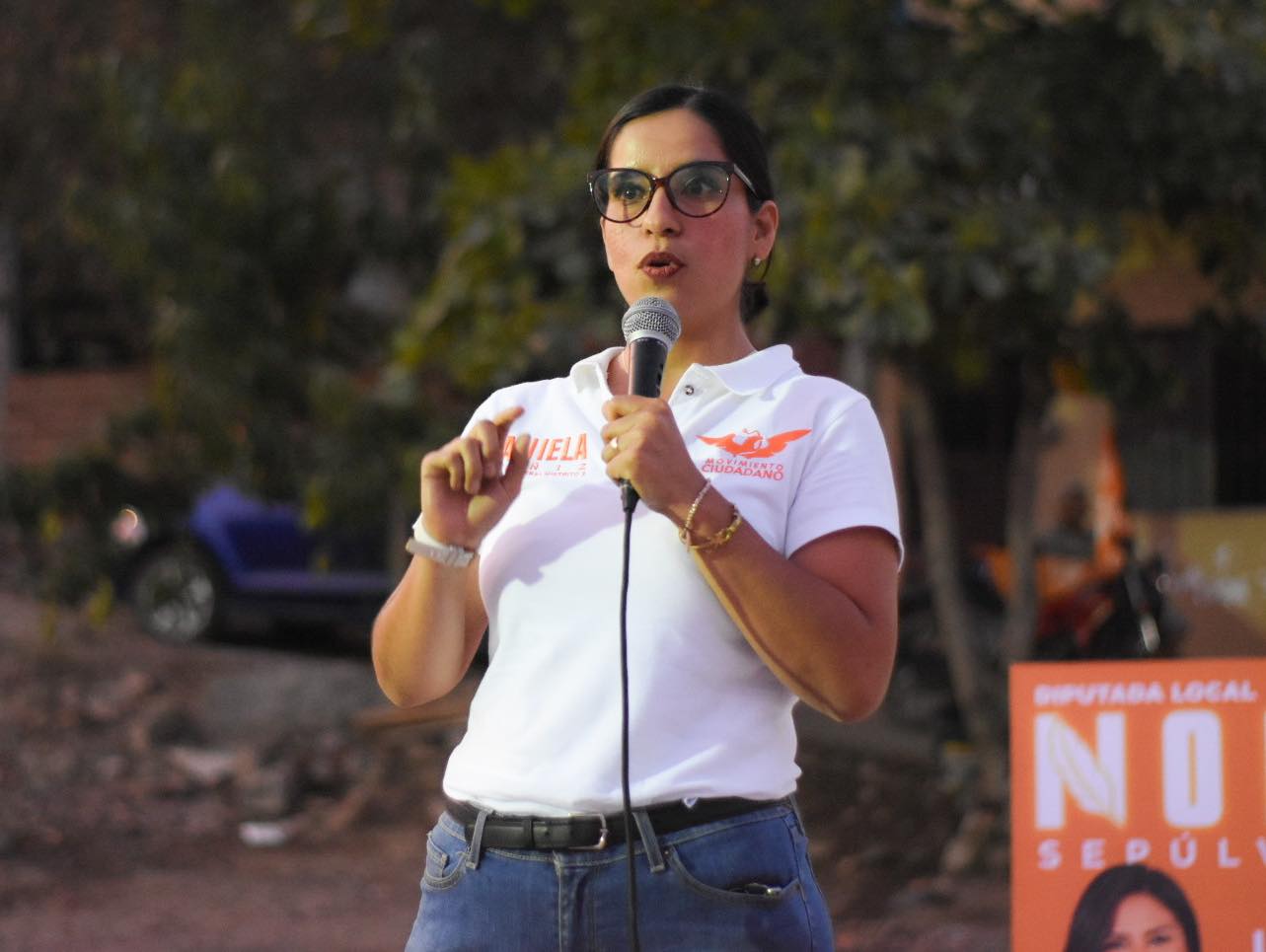 Daniela Muñiz, candidata a diputada por el Distrito Federal Electoral 02.