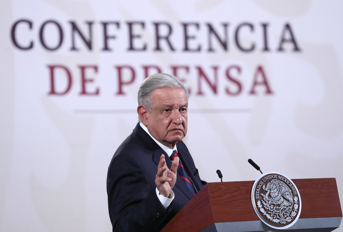 El Presidente de México, Andrés Manuel López Obrador, habla durante una rueda de prensa en Palacio Nacional en la Ciudad de México (México). EFE/Mario Guzmán