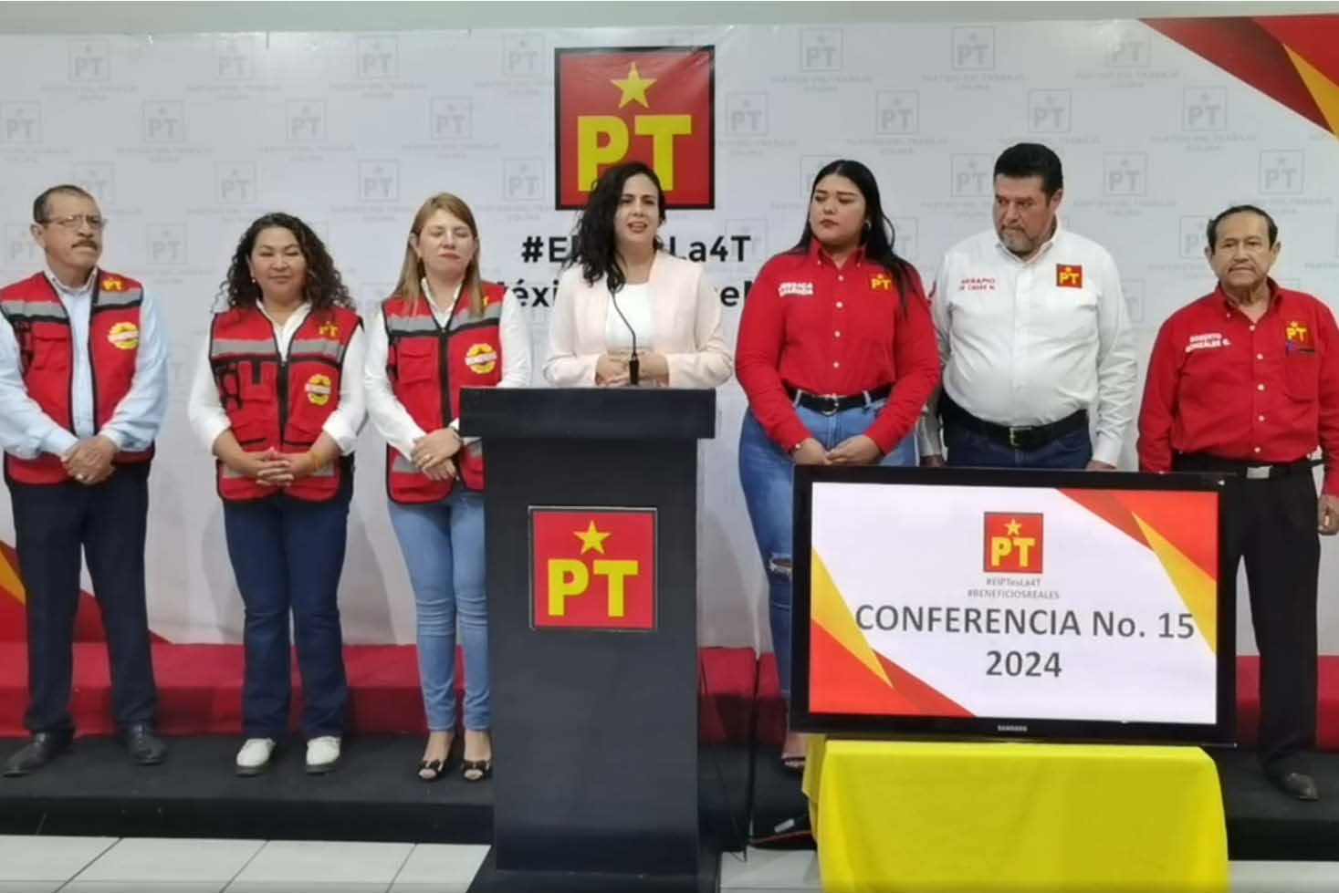 Rueda de prensa del Partido del Trabajo (PT).