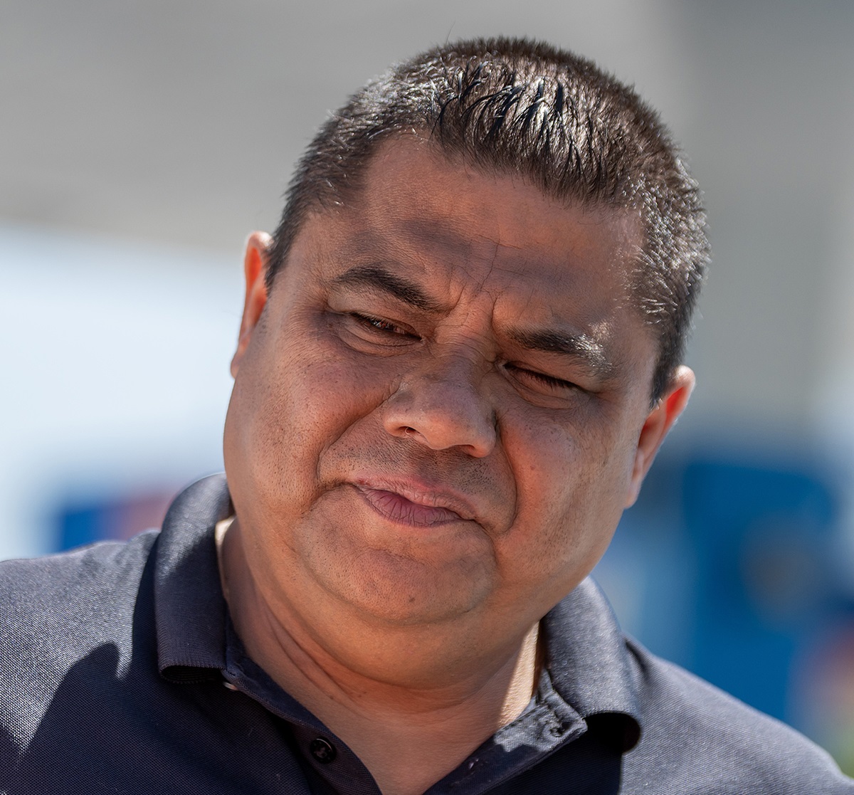 Mario Escobar, padre de la joven Debanni, habla durante una entrevista con EFE, el 3 de marzo de 2024, en el municipio de Apodaca en Nuevo León. EFE/Miguel Sierra