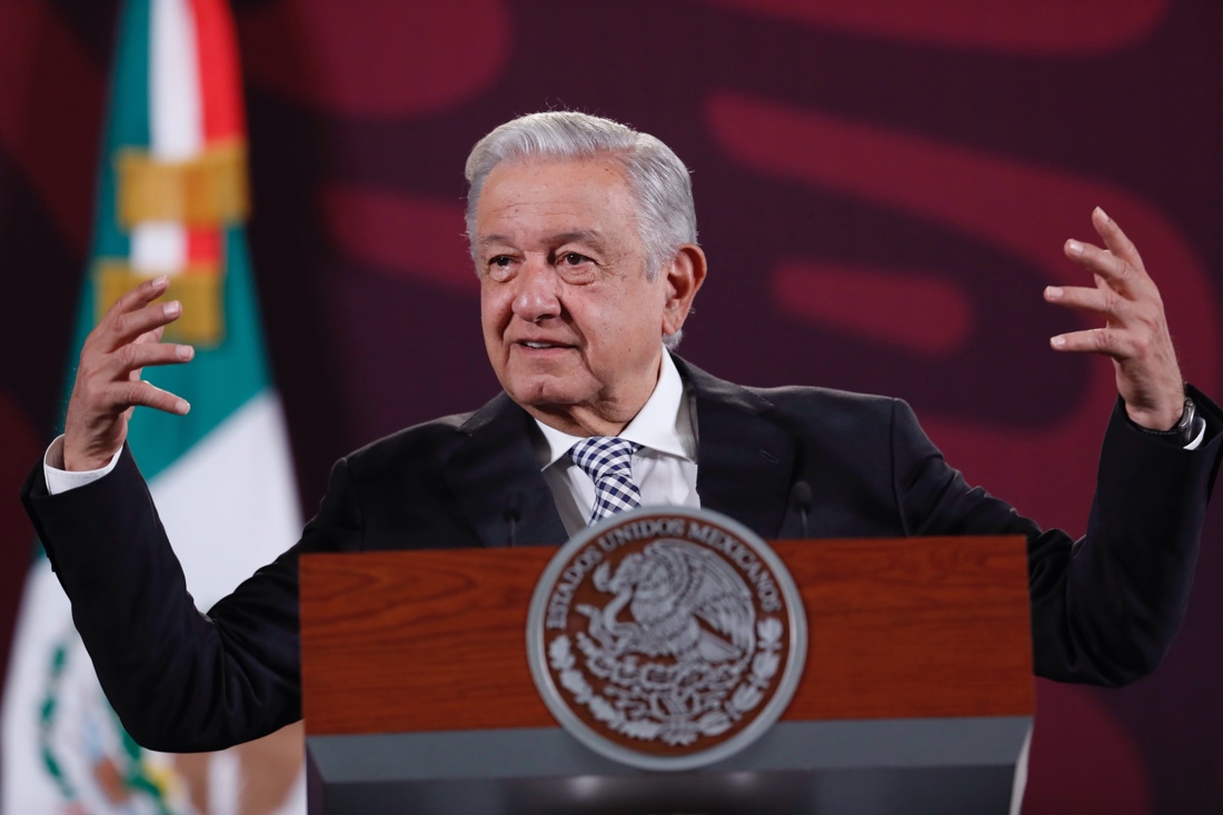 El Presidente de México, Andrés Manuel López Obrador, participa durante una rueda de prensa, en Palacio Nacional en la Ciudad de México (México). EFE/Sáshenka Gutiérrez