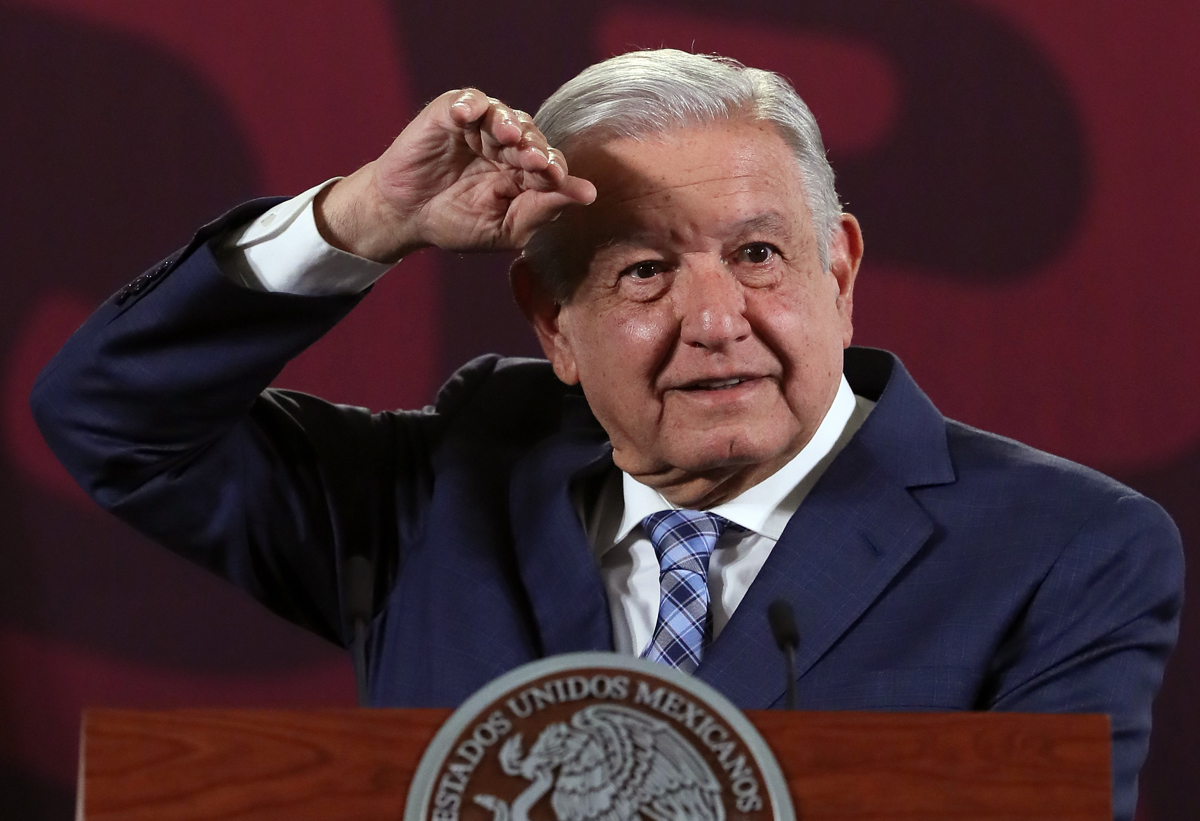 El Presidente de México, Andrés Manuel López Obrador, habla durante su conferencia de prensa matutina en el Palacio Nacional de la Ciudad de México (México). EFE/ Mario Guzmán