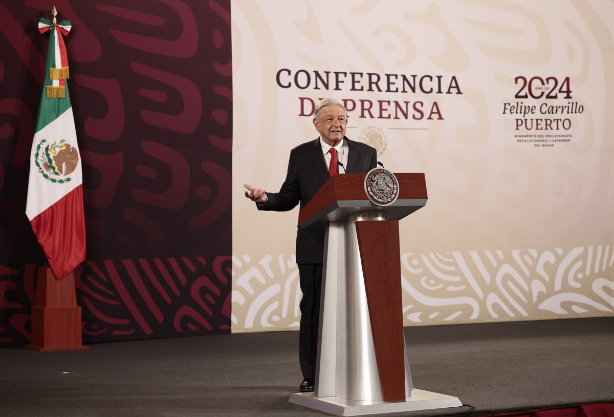 El Presidente de México, Andrés Manuel López Obrador, participa durante su conferencia de prensa matutina en Palacio Nacional de la Ciudad de México (México). EFE/José Méndez