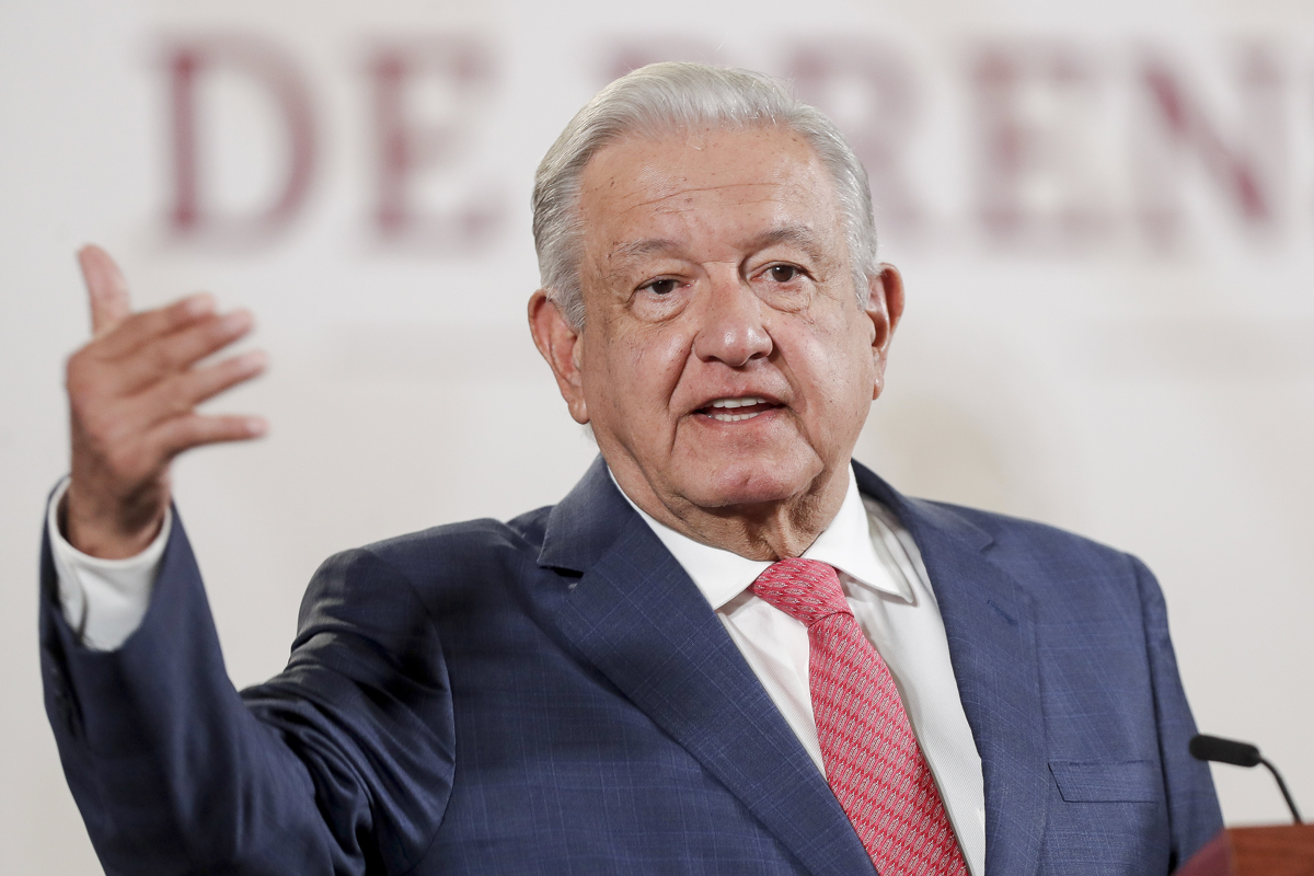 El Presidente de México, Andrés Manuel López Obrador, habla durante su conferencia de prensa matutina en Palacio Nacional, en la Ciudad de México (México). EFE/ Isaac Esquivel