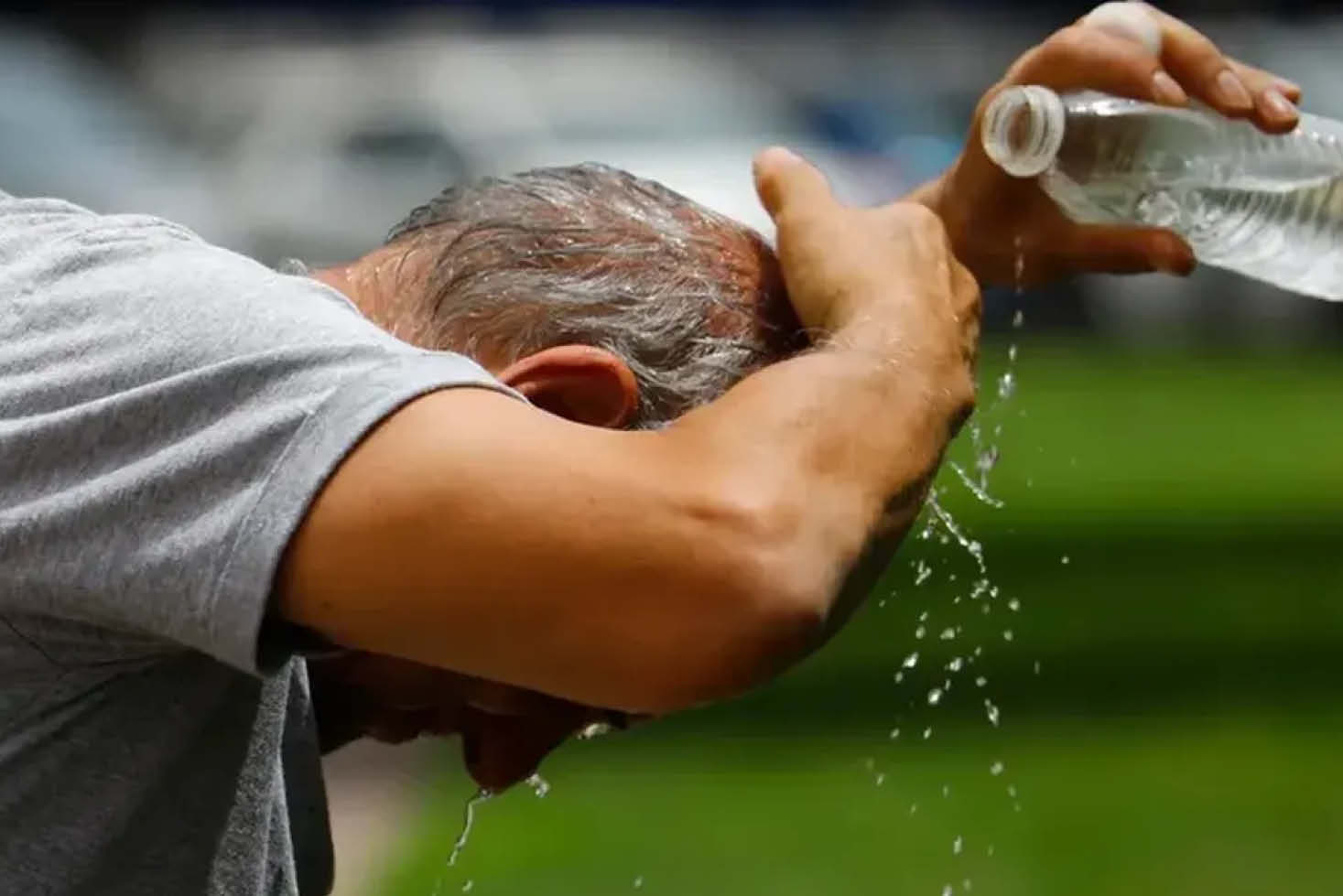 Se espera que este viernes la temperatura supere los 45 grados en 6 estados, mientras que en otras 7 entidades variará entre los 40 y 45 grados como máximo.