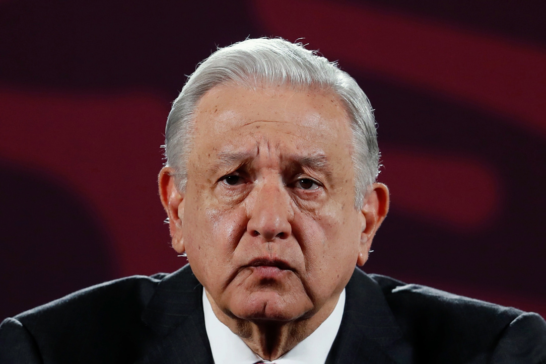 El Presidente de México, Andrés Manuel López Obrador, habla durante una rueda de prensa en Palacio Nacional de Ciudad de México (México). EFE/Sáshenka Gutiérrez