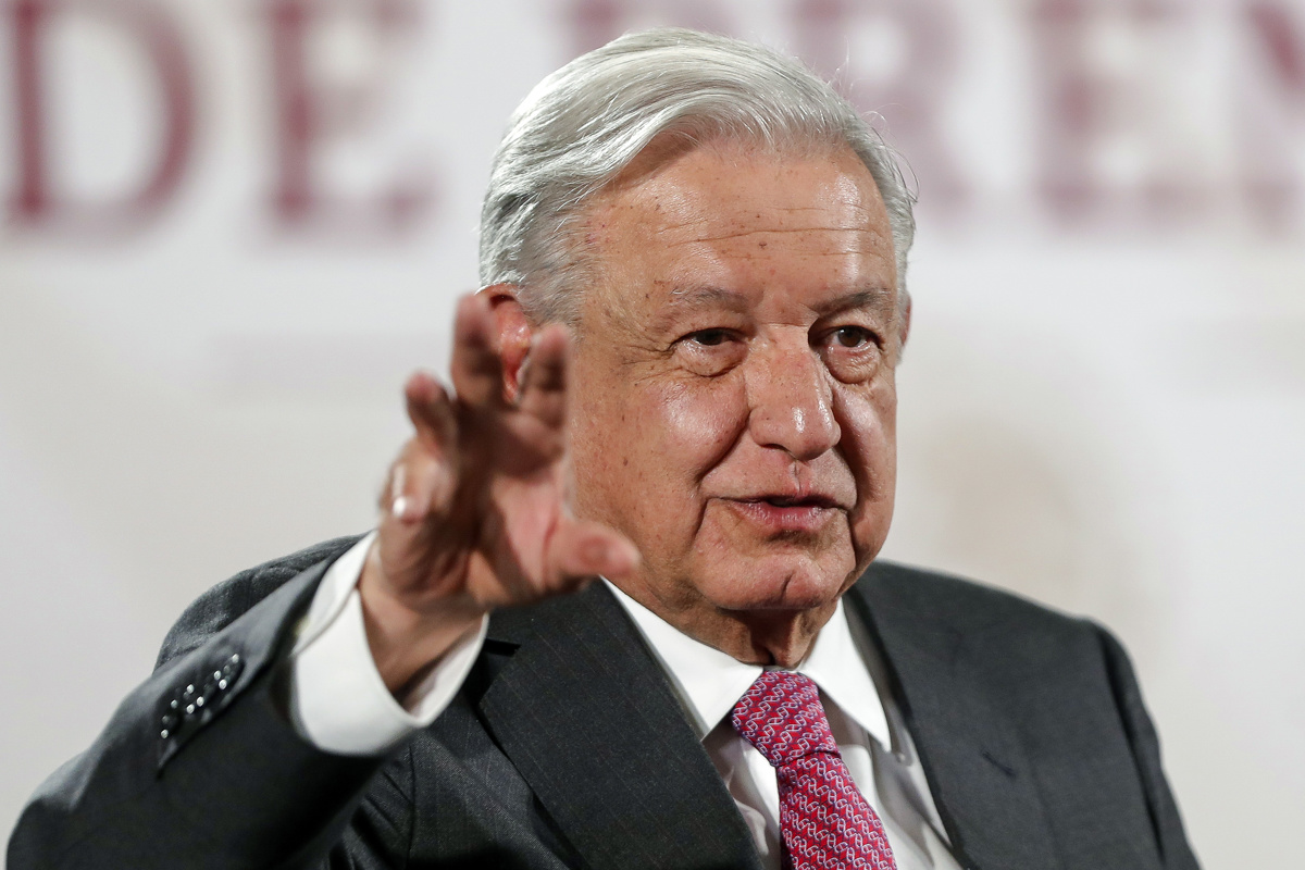 El Presidente de México, Andrés Manuel López Obrador participa durante su conferencia de prensa matutina en el Palacio Nacional, de la Ciudad de México (México). EFE/Isaac Esquivel