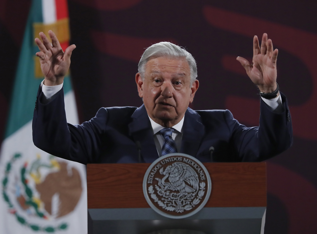 El Presidente de México, Andrés Manuel López Obrador, participa durante una rueda de prensa en el Palacio Nacional, en Ciudad de México (México). EFE/ Mario Guzmán