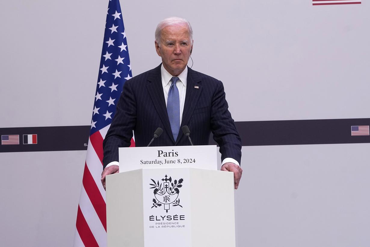 El presidente de EUA. Joe Biden durante una visita de Estado en París (Francia.). EFE/EPA/MICHEL EULER / POOL MAXPPP OUT