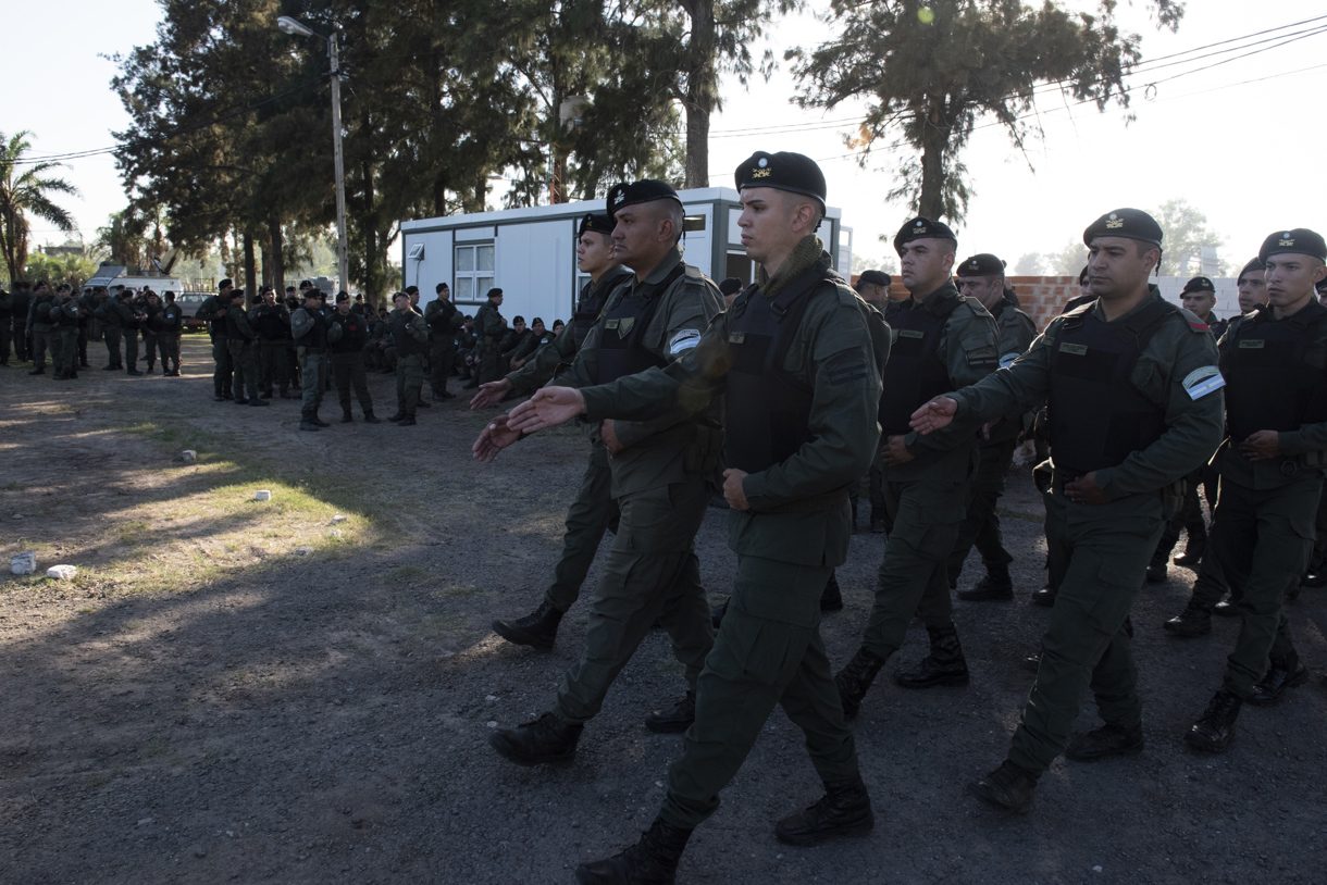 Fotografía de archivo de efectivos de la Gendarmería argentina. EFE/ Franco Trovato Fuoco