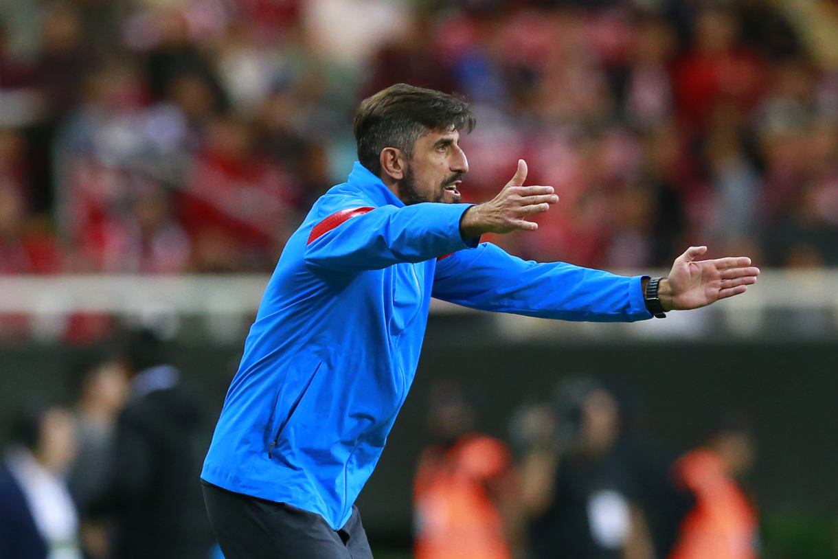 Fotografía de archivo del entrenador de futbol el serbio Veljko Paunovic. EFE/ Francisco Guasco