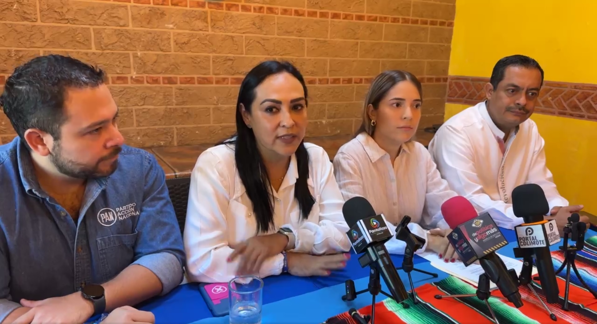 Rueda de prensa encabezada por Sofía Peralta.