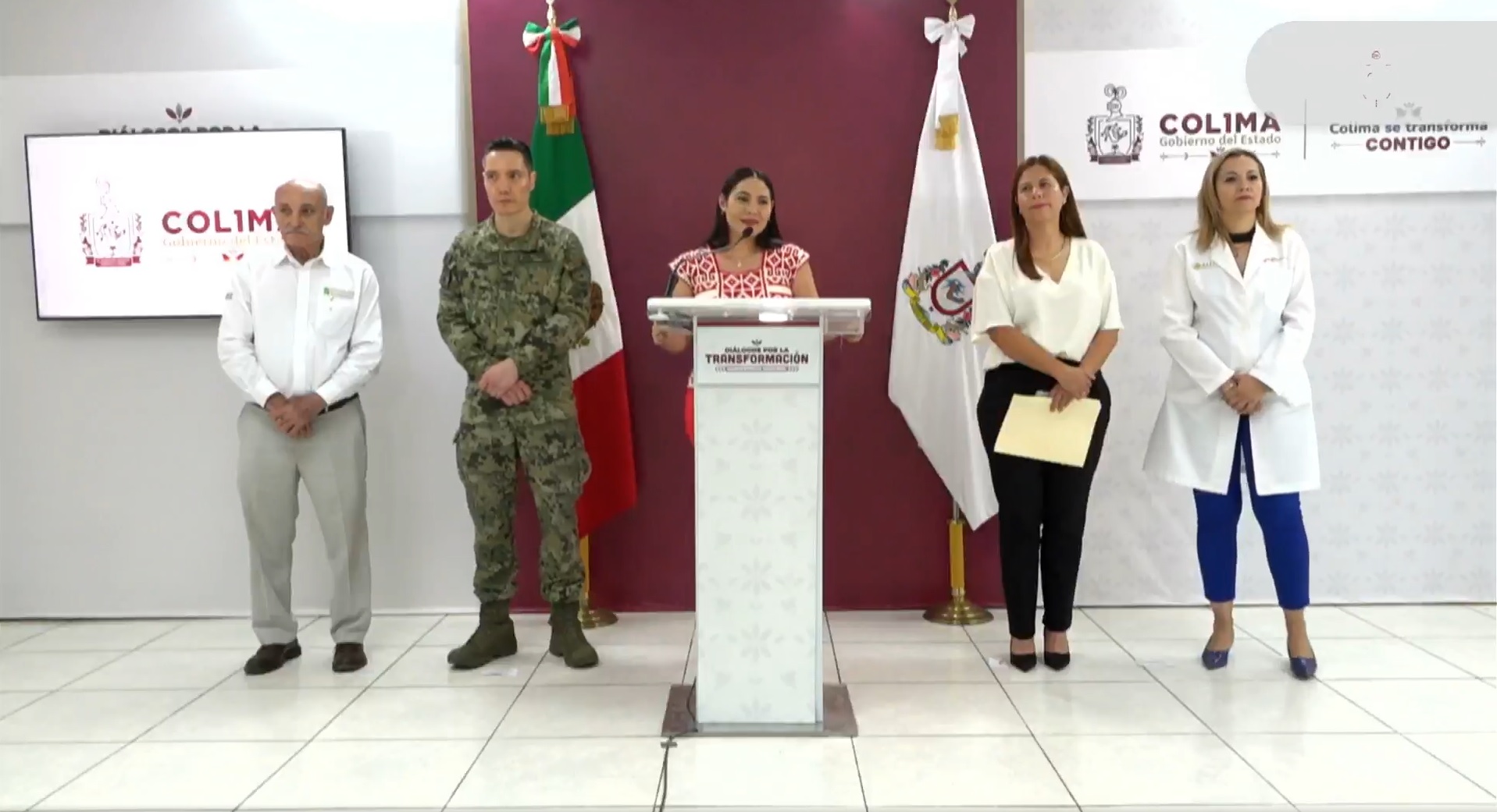 La gobernadora Indira Vizcaíno durante la conferencia de prensa “Diálogos por la Transformación”.