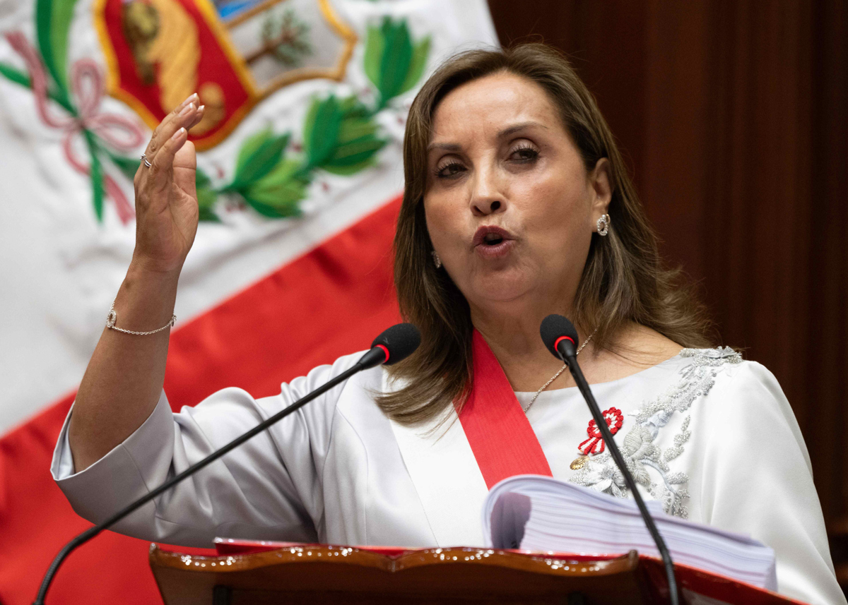 La presidenta de Perú, Dina Boluarte, en una foto de archivo. (Fotografía de Cristobal Bouroncle de la agencia EFE)