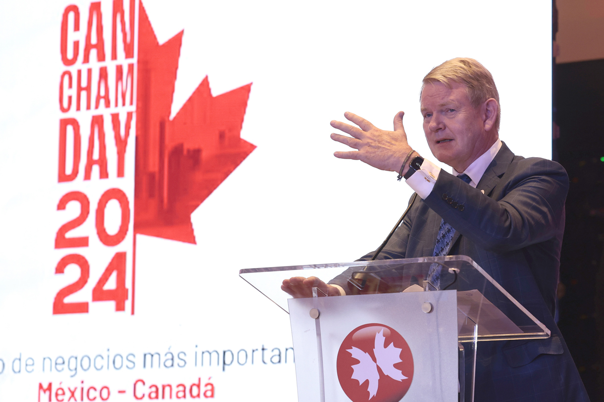 Fotografía del 22 de agosto de 2024 en donde se ve al embajador de Canadá en México, Graeme C. Clark. (Foto de José Méndez de la agencia EFE)