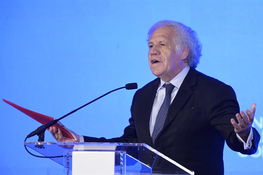 Fotografía de archivo en donde se ve al Secretario General de la Organización de los Estados Americanos (OEA), Luis Almagro, en Washington, Estados Unidos. (Foto de EFE)