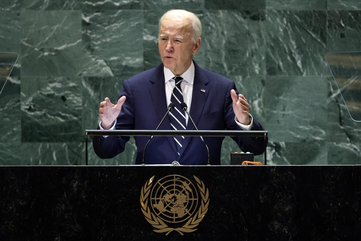 El presidente de Estados Unidos, Joe Biden, habla durante el debate general del 79º periodo de sesiones de la Asamblea General de las Naciones Unidas en la Sede de las Naciones Unidas en Nueva York, Nueva York, EUA. (Foto de Justin Lane de la agencia EFE)