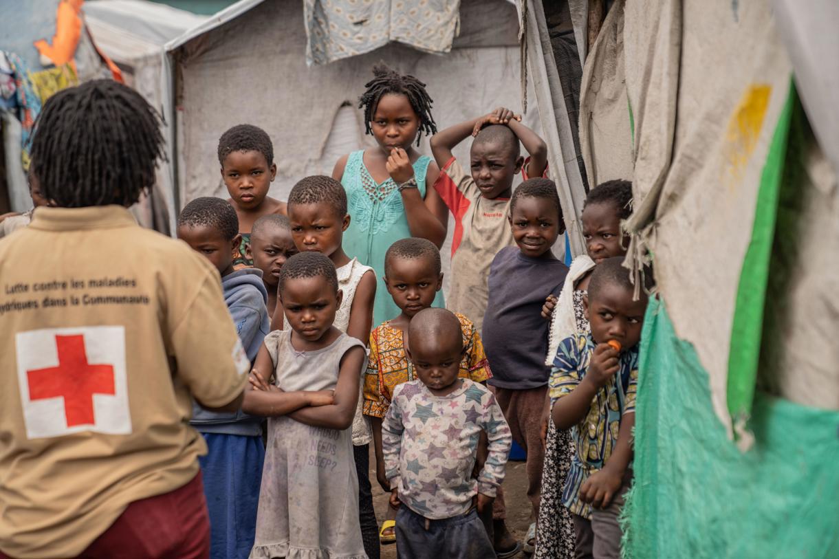 La Cruz Roja advierte sobre los riesgos del mpox en Goma (República Democrática del Congo) el pasado agosto. (Foto de Moise Kasereka de la agencia EFE/EPA)