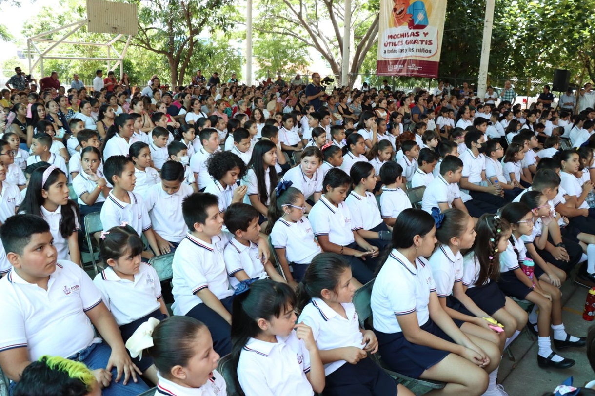 (Foto tomada de las redes sociales de la Secretaría de Educación y Cultura de Colima)