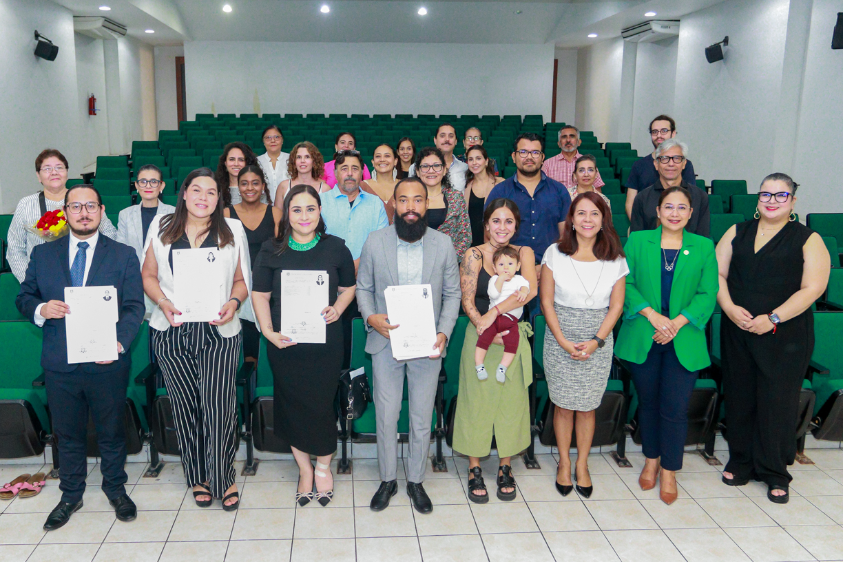 Una nueva generación de profesionales en Psicología entrega la Universidad de Colima. (Foto de la Dirección General de Prensa de la UdeC)