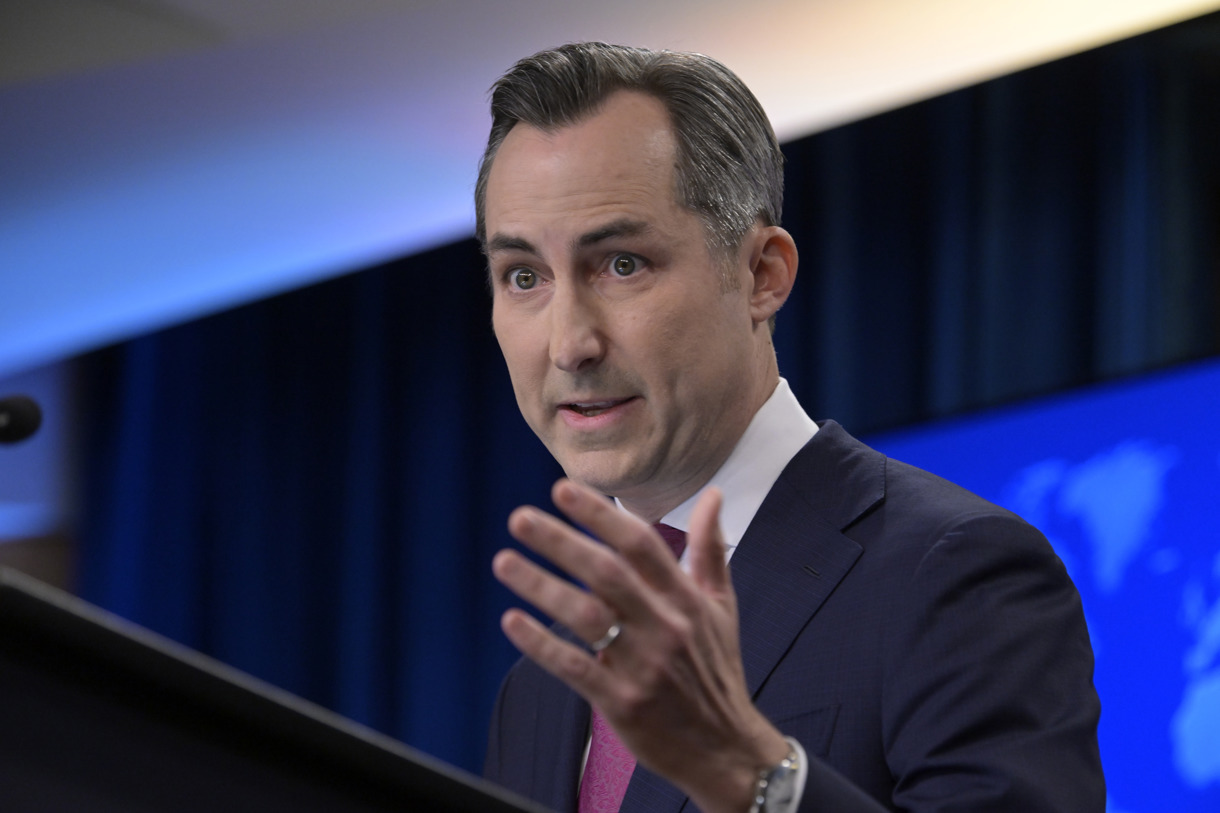 Imagen de archivo del portavoz del Departamento de Estado, Matthew Miller, durante una rueda de prensa en la sede del Departamento de Estado en Washington (Estados Unidos). (Foto de Lenin Nollly de la agencia EFE)