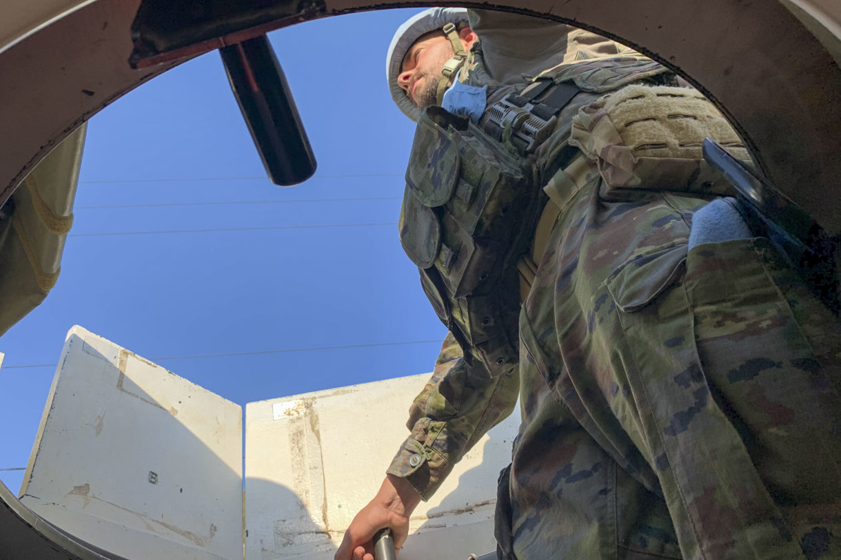 Un militar de la FINUL en el sur del Líbano en una imagen de archivo. (Foto de Noemí Jabois de la agencia EFE)