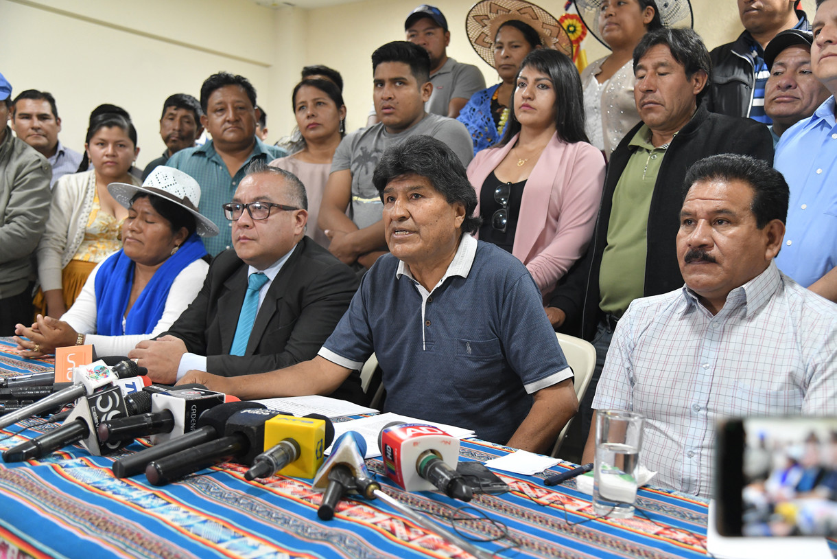 Fotografía del 4 de octubre de 2024 en donde se ve al expresidente boliviano Evo Morales (2006-2019) mientras habla en una rueda de prensa en Cochabamba (Bolivia). (Foto de Jorge Abrego de la agencia EFE)