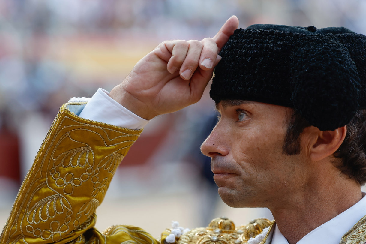 Imagen de archivo del torero español Fernando Robleño. (Foto de JuanJo Martín de la agencia EFE)