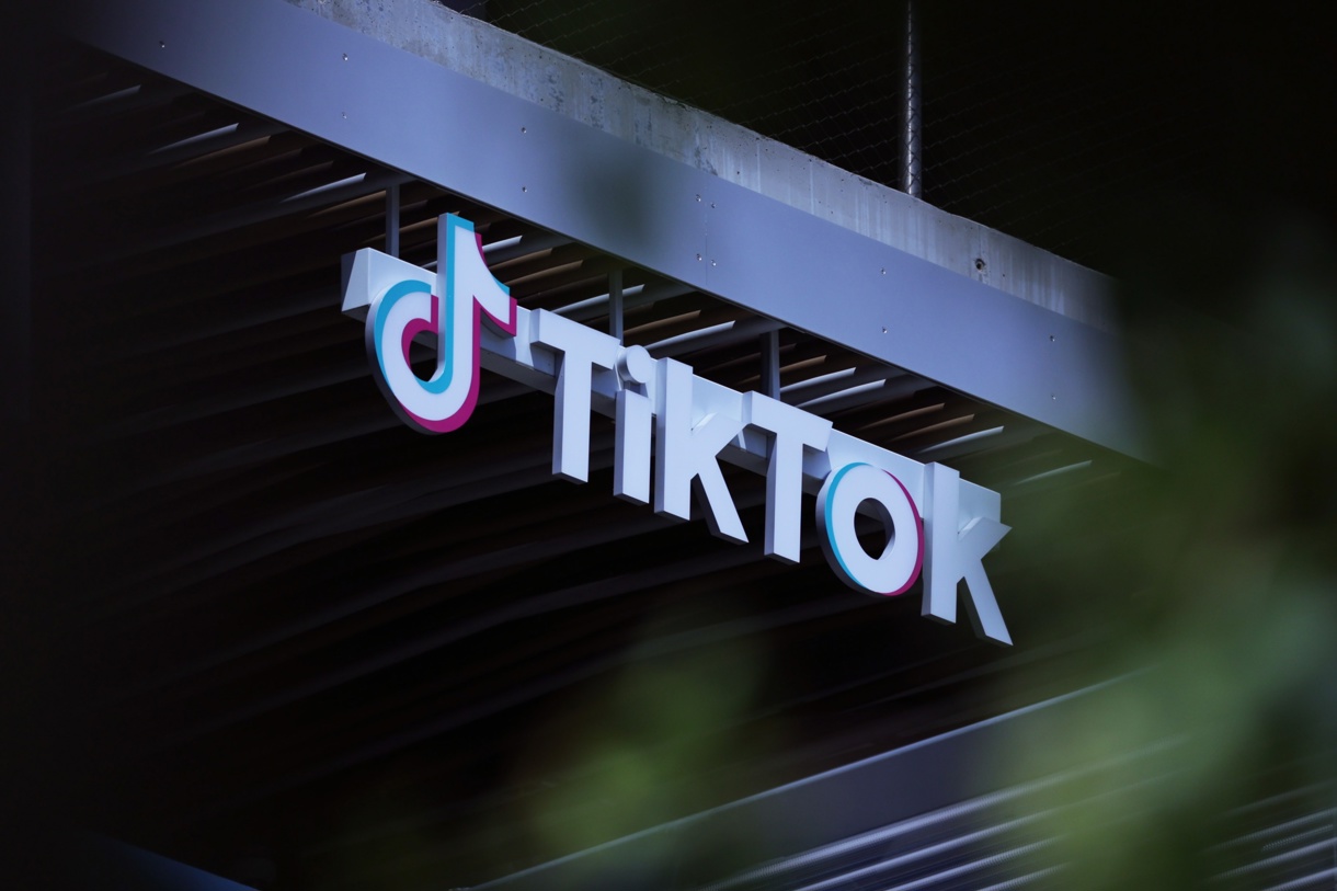 (Fotografía del logo de tiktok de Allison Dinner de la agencia EFE)