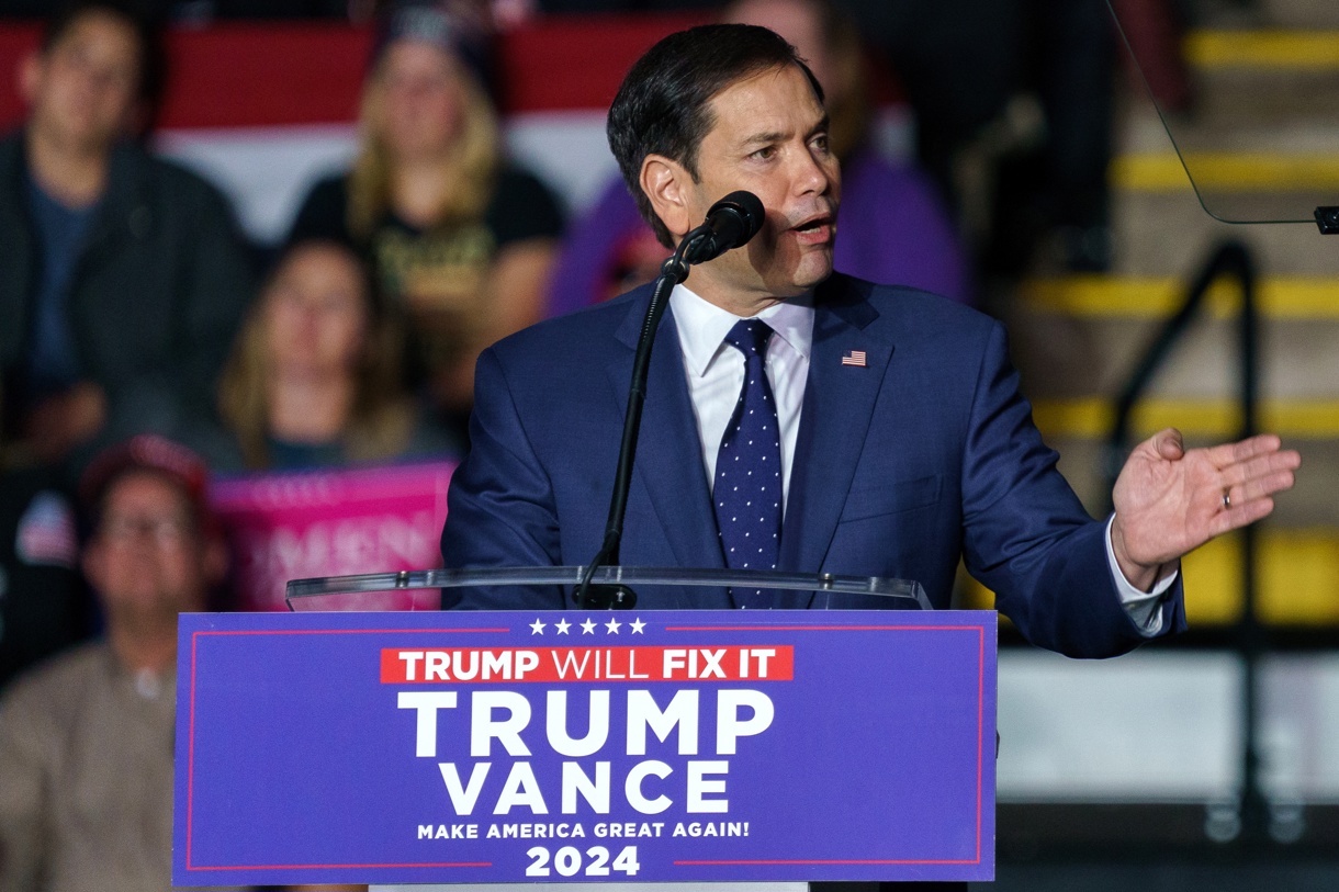 Fotografía de archivo del senador Marco Rubio en un mitin en Reading, Pensilvania, EUA, el 4 de noviembre de 2024. (Foto de Will Oliver de la agencia EFE/EPA)