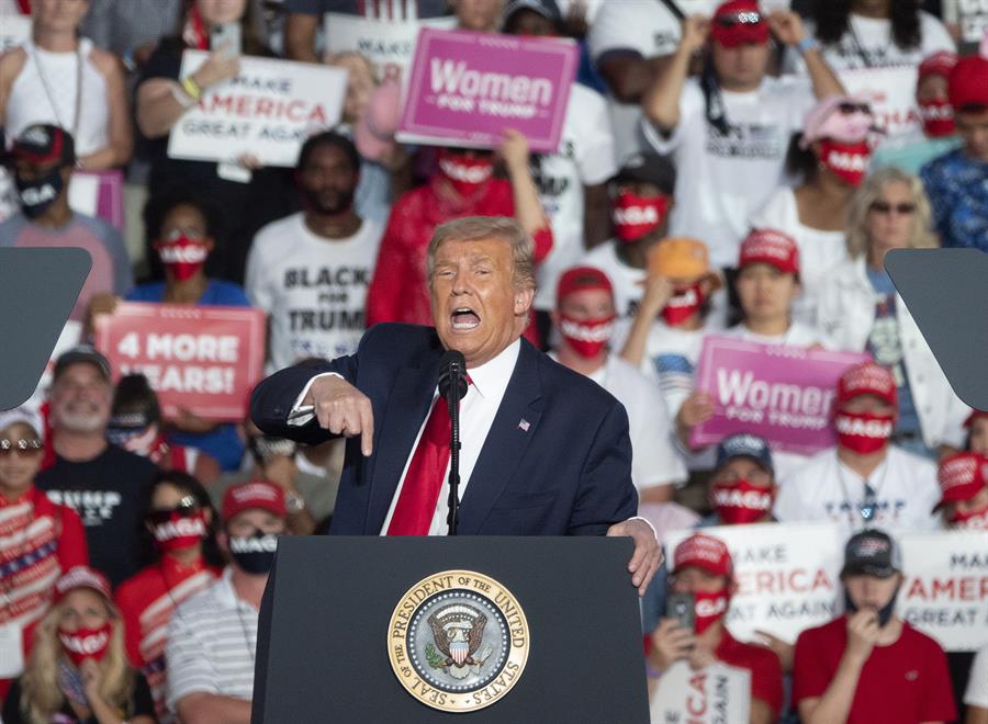 El presidente electo de Estados Unidos, Donald Trump, en una foto de archive de EFE.
