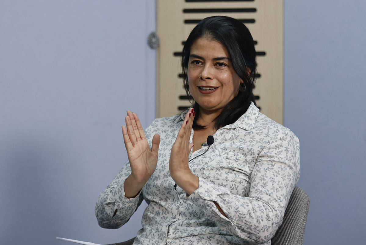 Fotografía de la directora regional de Oxfam para América Latina y el Caribe, Gloria García-Parra, en una entrevista con EFE en Bogotá (Colombia). (Foto de Mauricio Dueñas Castañeda de la agencia EFE)